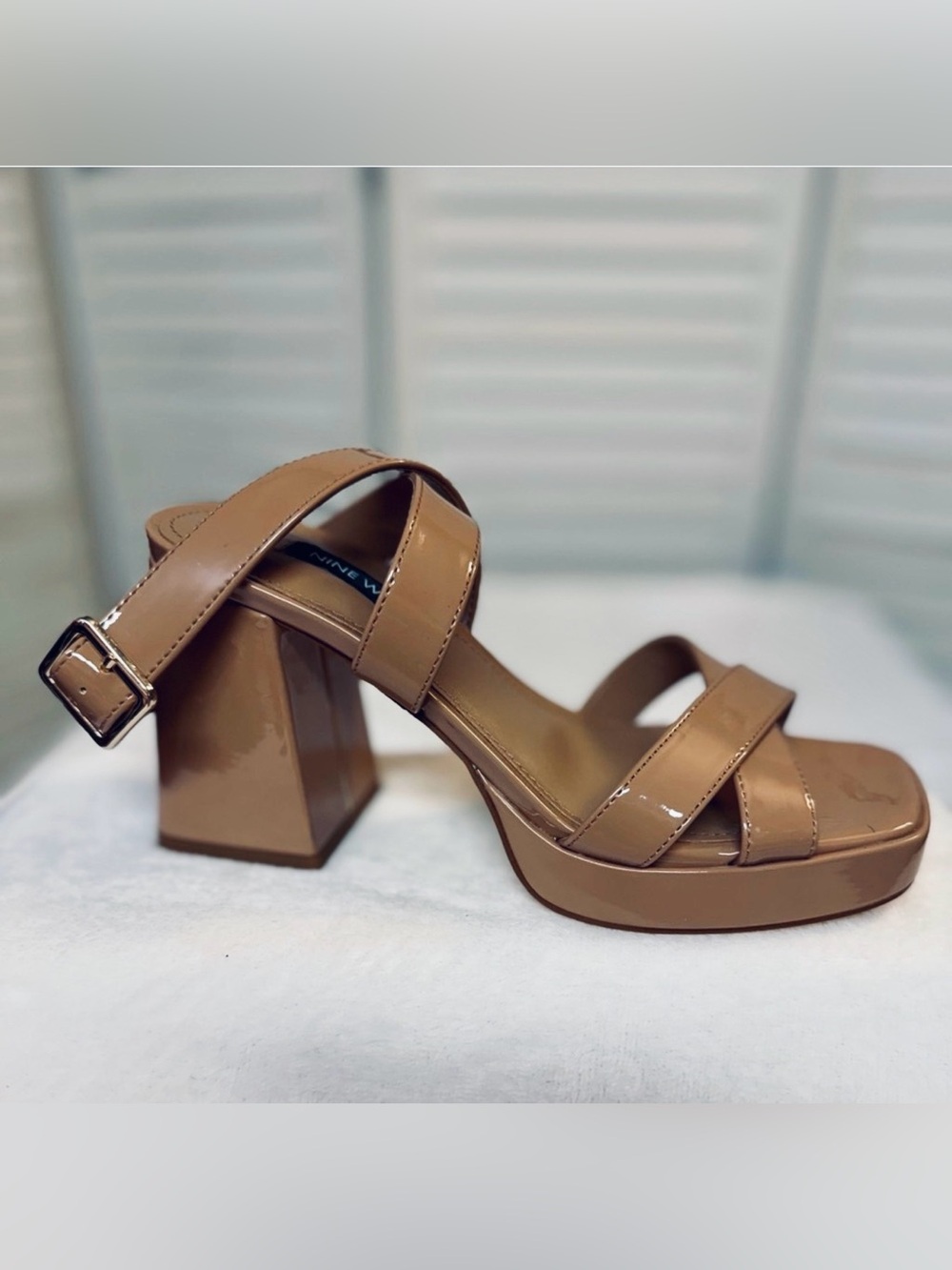 Nine West Platform Sandals SZ 6 Beige NEVER WORN